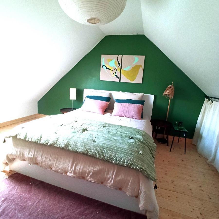 Chambre Dans Atelier D'Artiste Bed & Breakfast เลอม็องส์ ภายนอก รูปภาพ